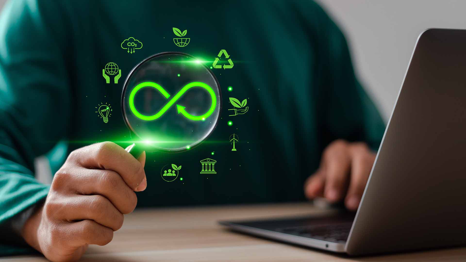 DPPs Illustration of the difference between the linear economy and the circular economy